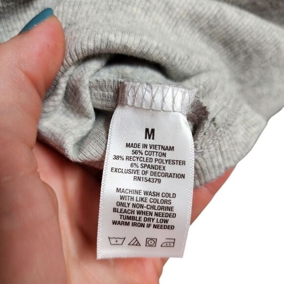 NWT Aero Crop Top​ - Picture 4 of 6